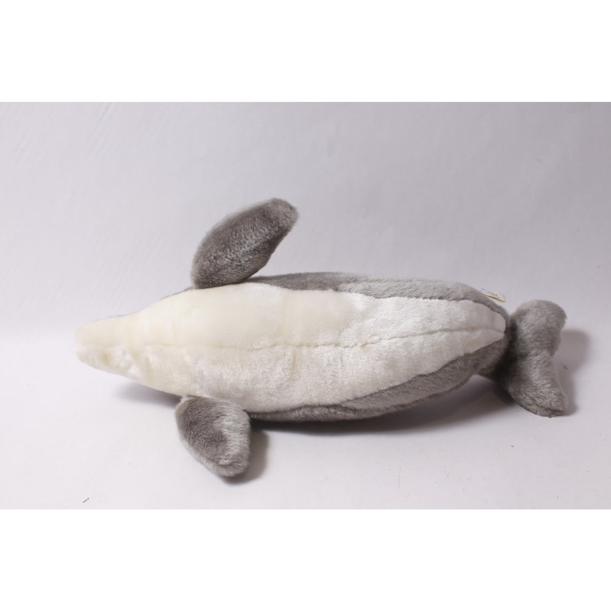 SeaWorld Dolphin Medium Plush Gray and White Souvenir Toy ~ 260812-WH 589
