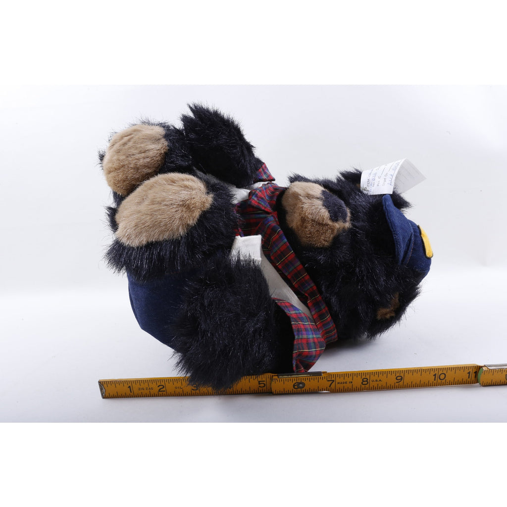 Kamar, Rare, Bass Pro Shops Production Sample, Mountain Bear Fisherman Unproduced -161