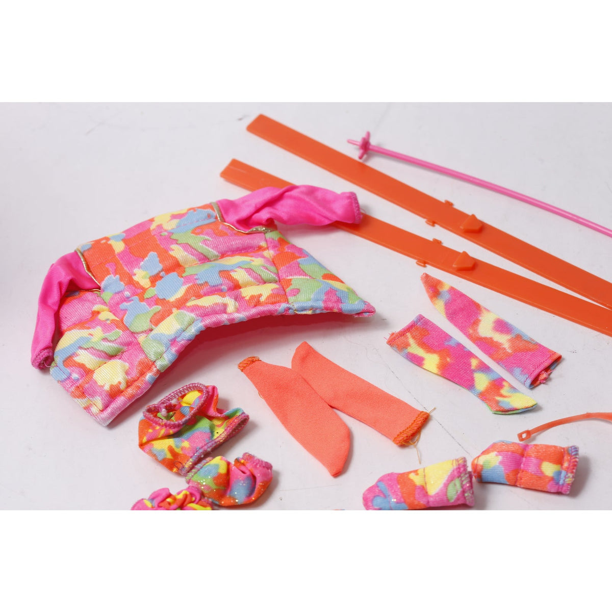 1991 Barbie Ski Fun Fashion Lot Mattel Vintage Winter Doll Clothing ~ 260618-WH 1120