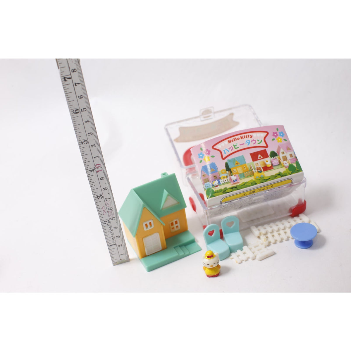 1998 Sanrio Japan Hello Kitty Happy Town Playset w Carry Case ~ 260828-WH 1347