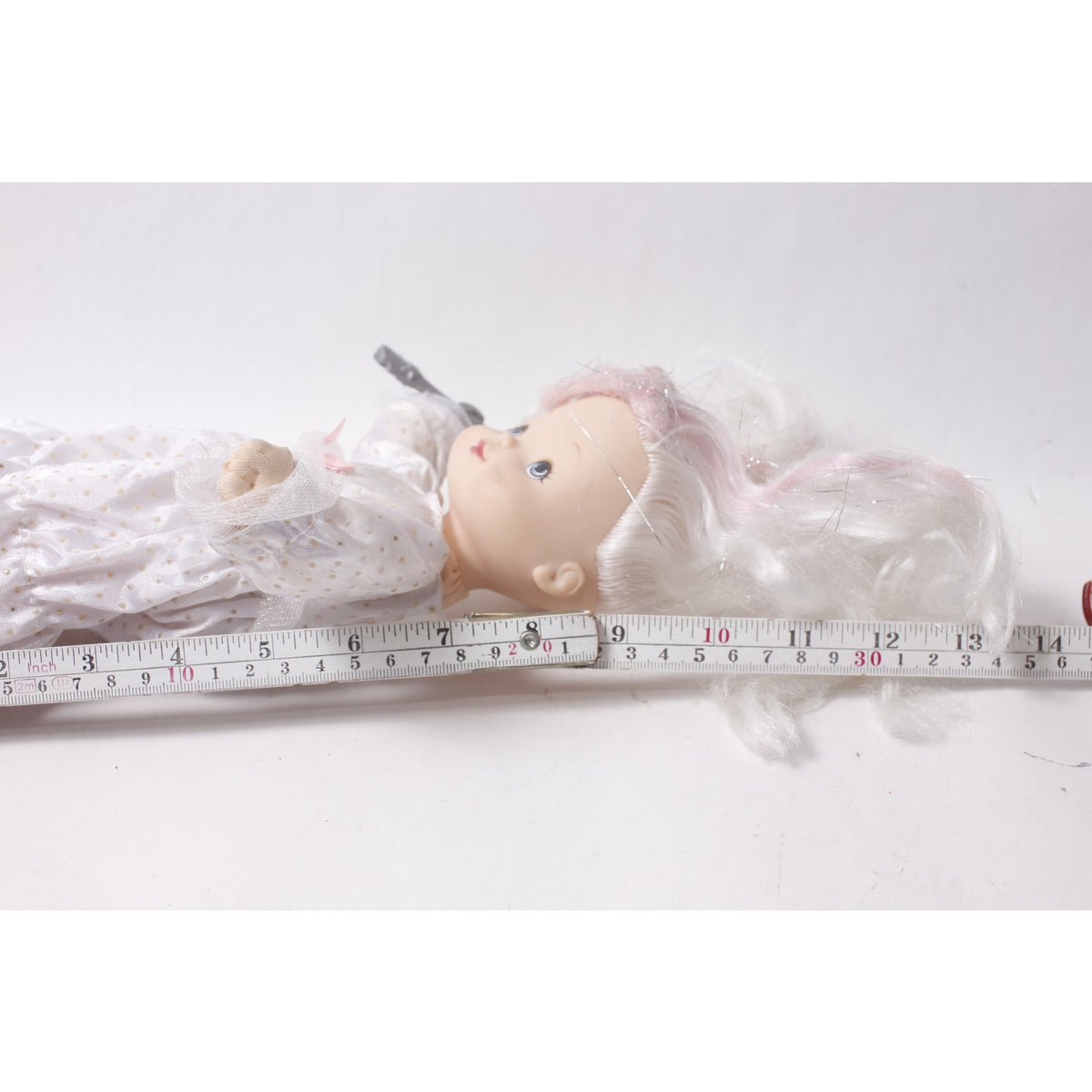 1997 DSI Toys Dreamie Sweets Shiney Dreams Doll in White Dress FLAW Non working ~ 260902-WH 1134