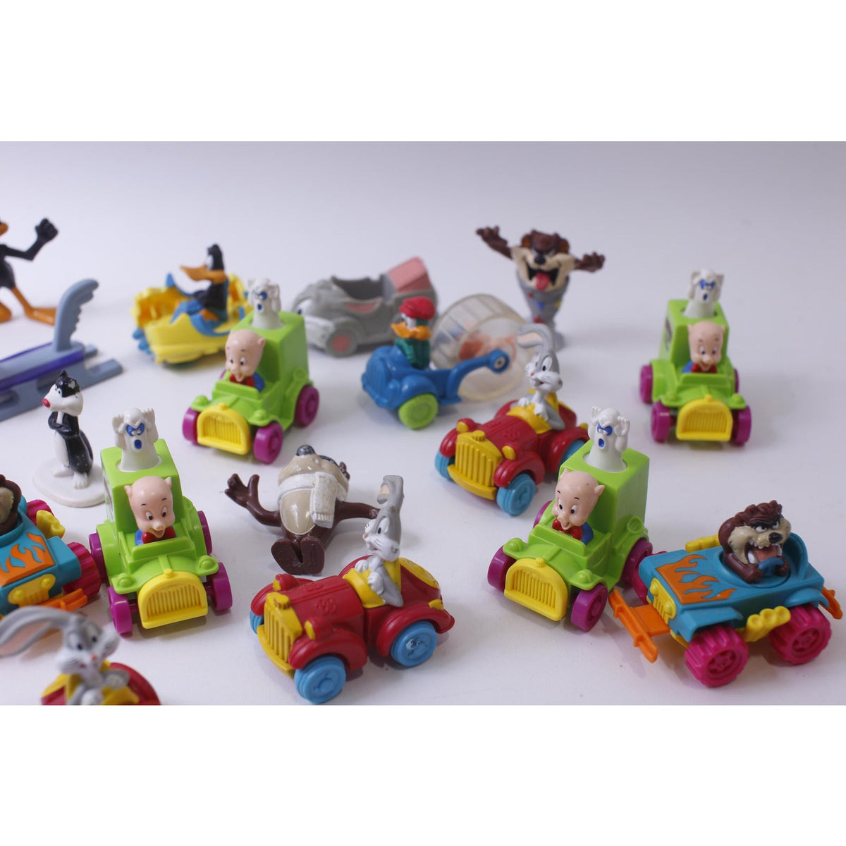 McDonald's Happy Meal, Looney Tunes, Quack-Up Cars, PVC Figurines, Animals, Cartoon Characters, Collectible, ~ 241226-SHC SHC-009