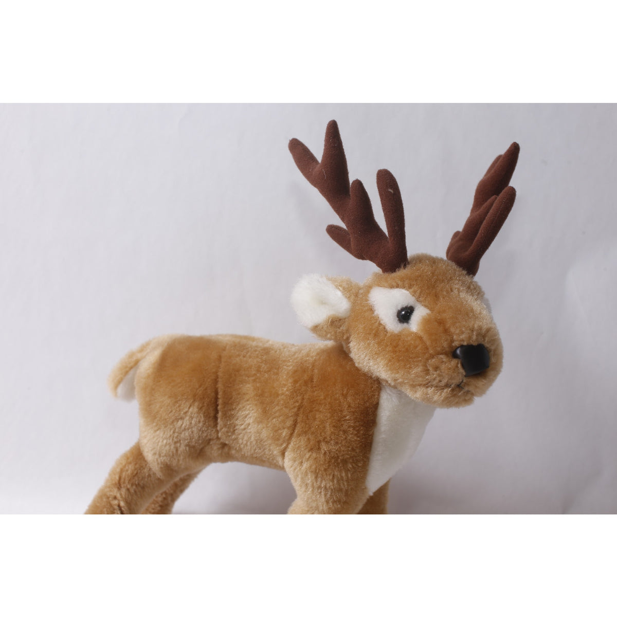 Plushland Reindeer Medium Plush Stuffed Animal Holiday Decor ~ 260914-WH 1358
