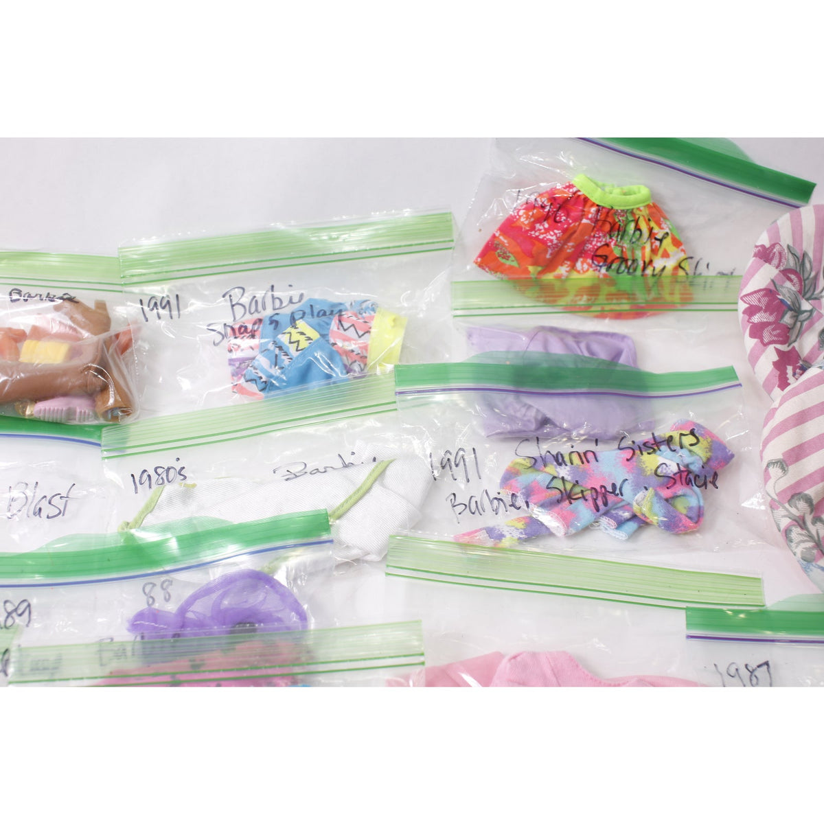 Large Lot 1980s 1990s Barbie Outfit Big Lot Mattel Vintage Doll Clothes ~ 260806-WH 485