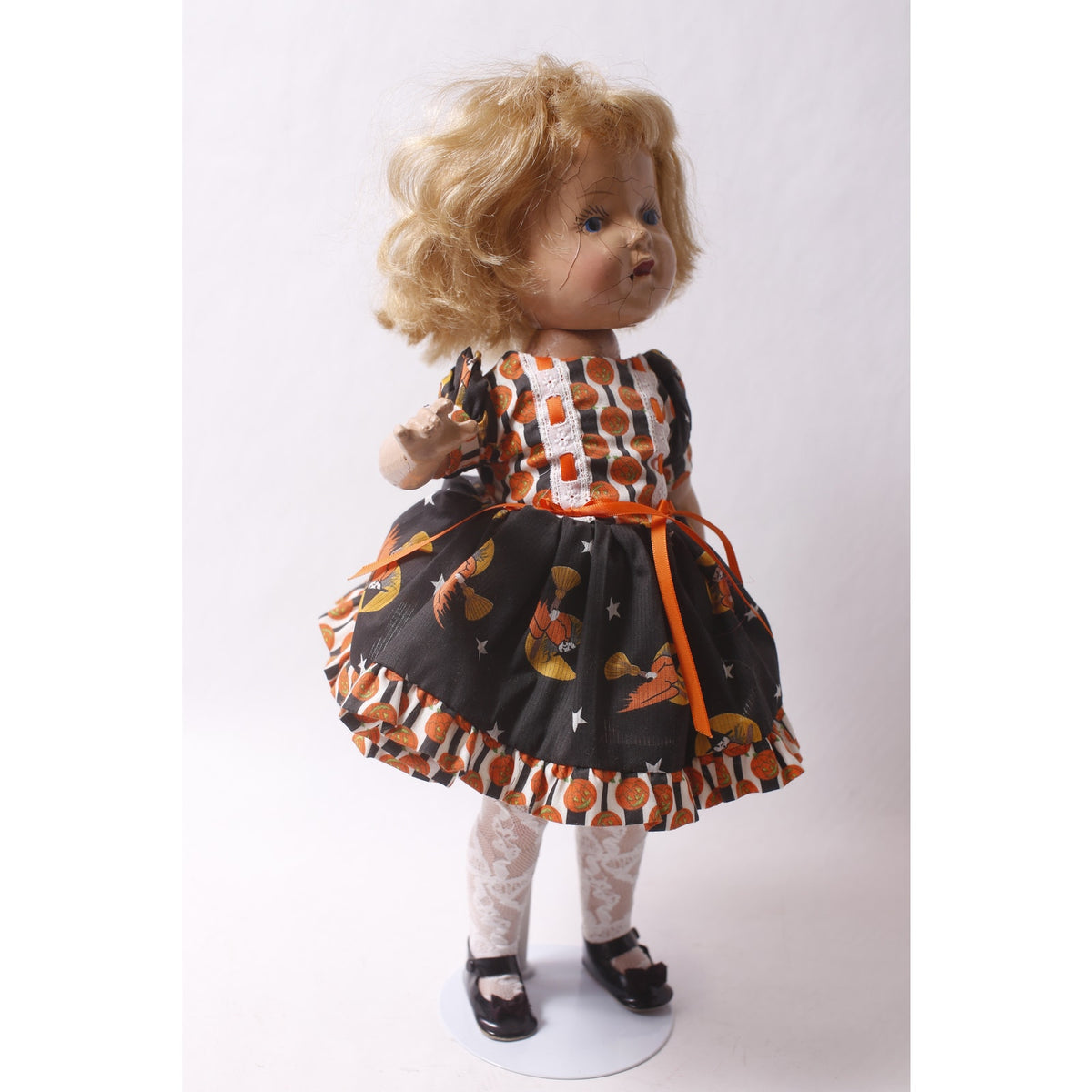 Retro Composition Doll in Halloween-themed Dress with Crazing Craquelure on the face ~ 260302-WH 942