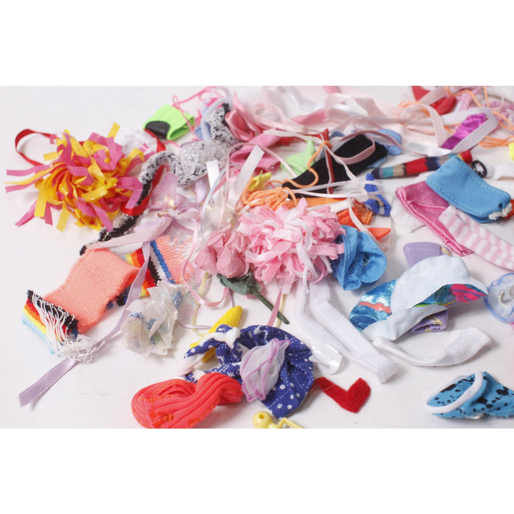 1980s 1990s Big Lot of Barbie Doll Clothes and Accessories ~ 260817-WH 1014