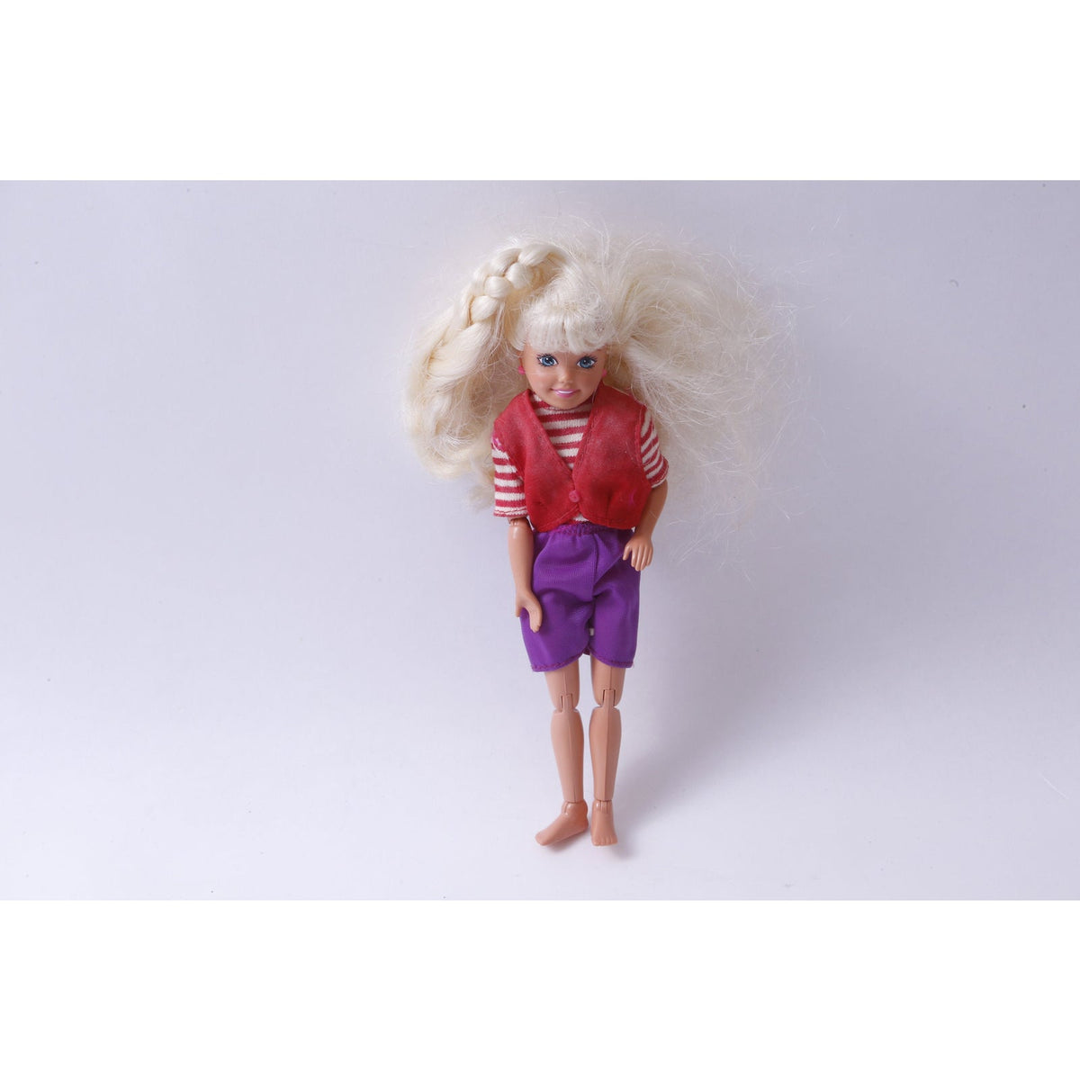 Small Barbie Style Doll, Blonde, Bendable Knees, Rolling Shoulders, Purple Shorts, Toy, Vintage, Collectible, ~ 20-01-760