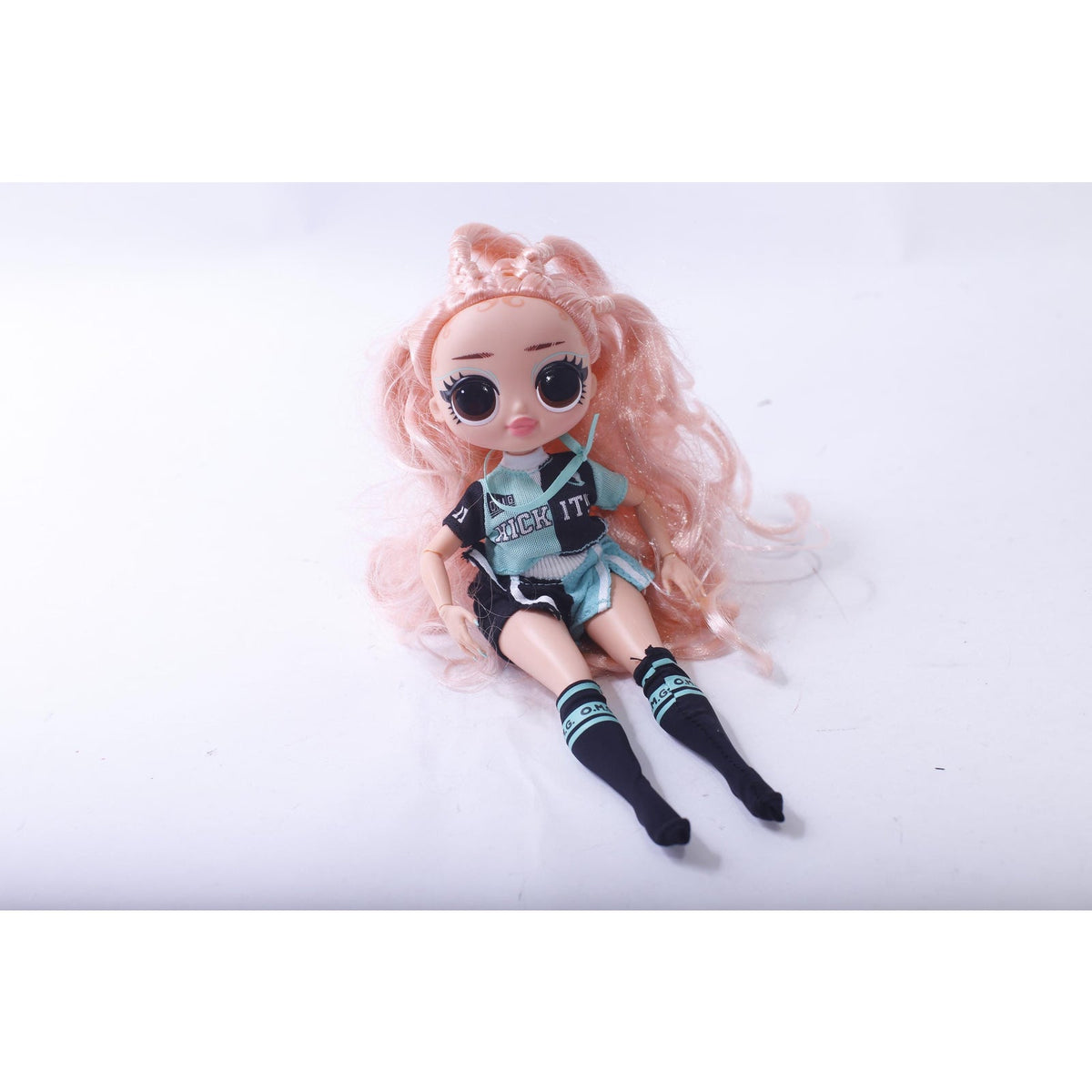 LOL Surprise, OMG Sports Kicks Babe, Fashion Doll, Long Pink Hair, Big Head, Big Eyes, Football, Collectible, ~ 240803-WH 741