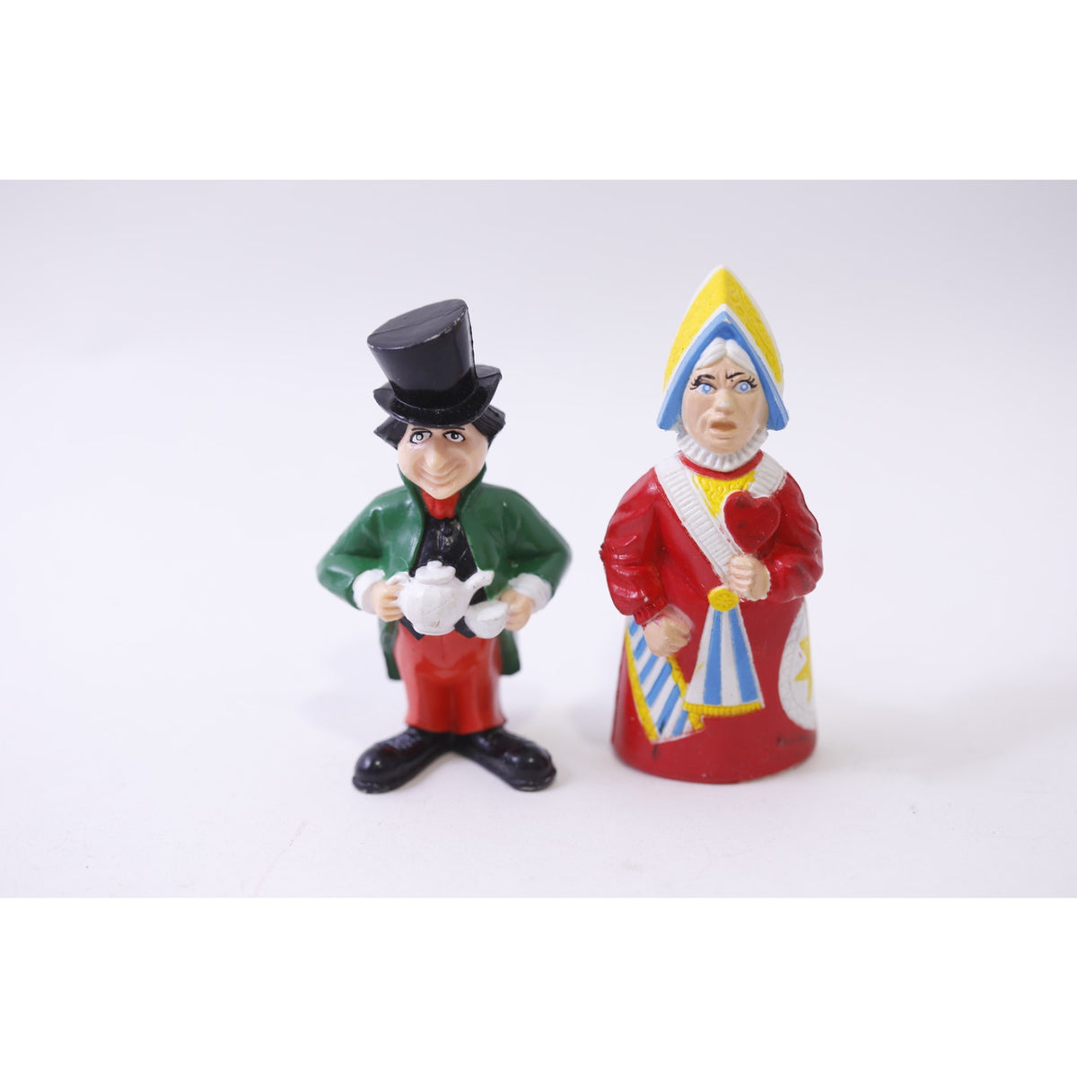 1988 HG Toys Queen of Hearts and Mad Hatter Alice in Wonderland PVC Figures Toy, 251028-WH 289