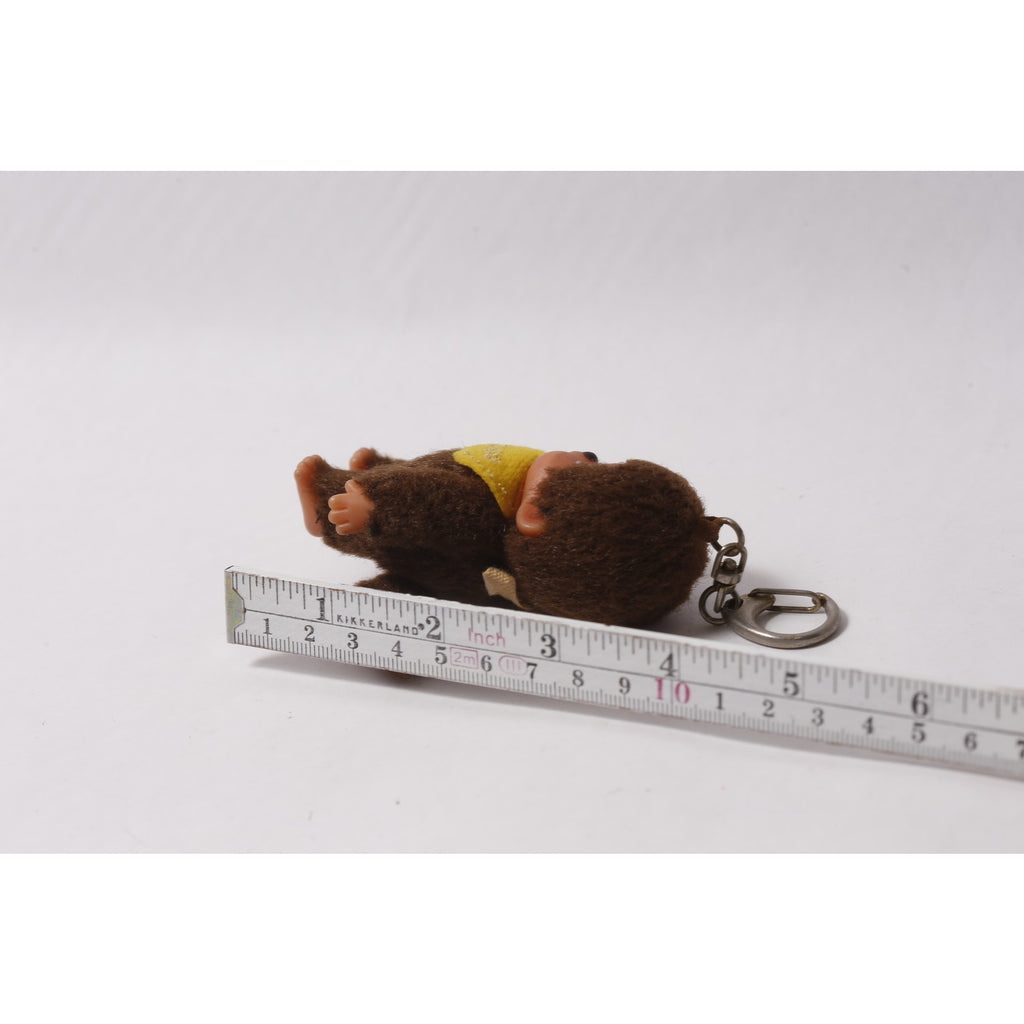 70s Sekiguchi Japan Monchhichi Brown Plush Keychain w Yellow Bib ~ 260812-WH 1238