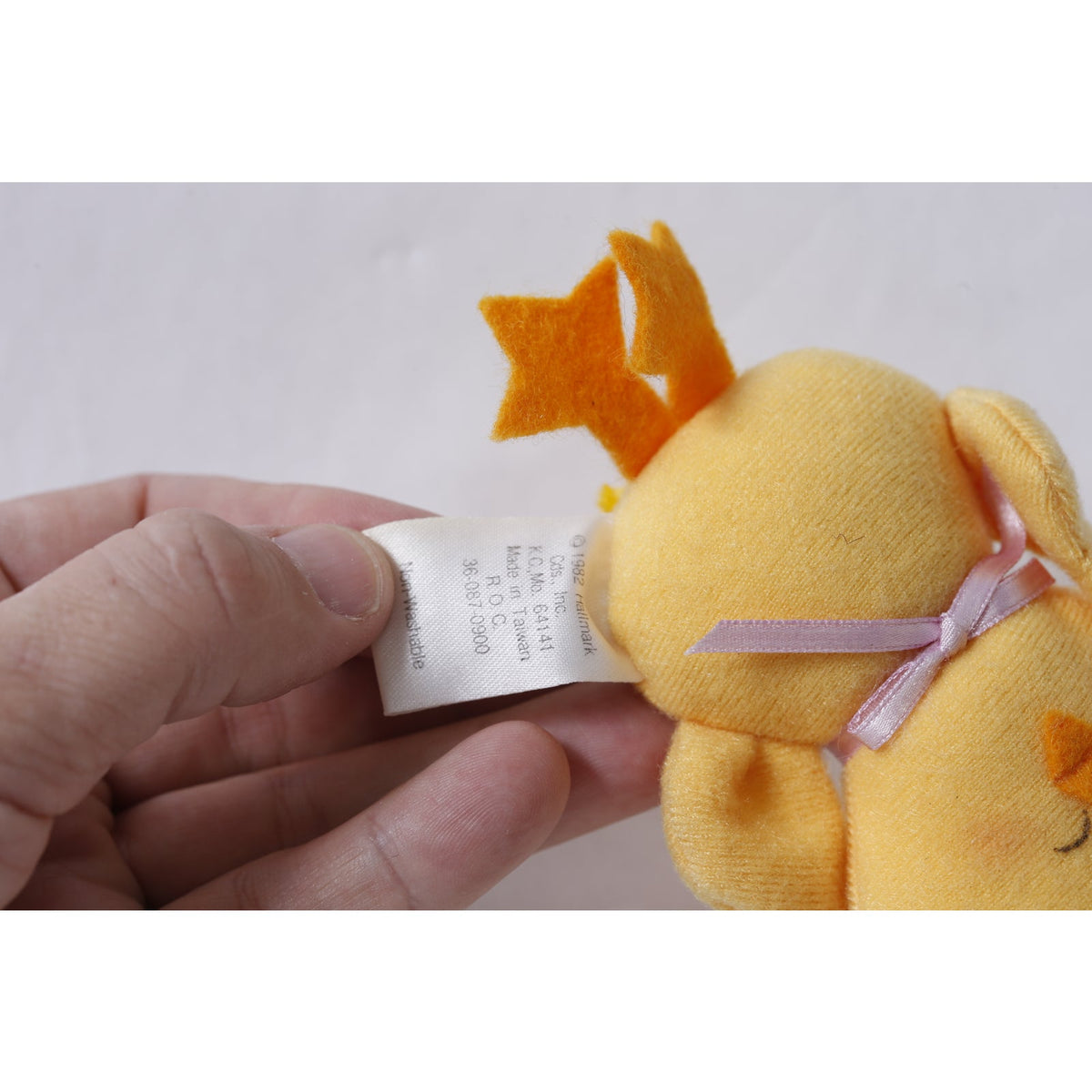 1982 Hallmark Yellow Baby Chick Mini Plush Easter Decor ~ 260507-WH 641