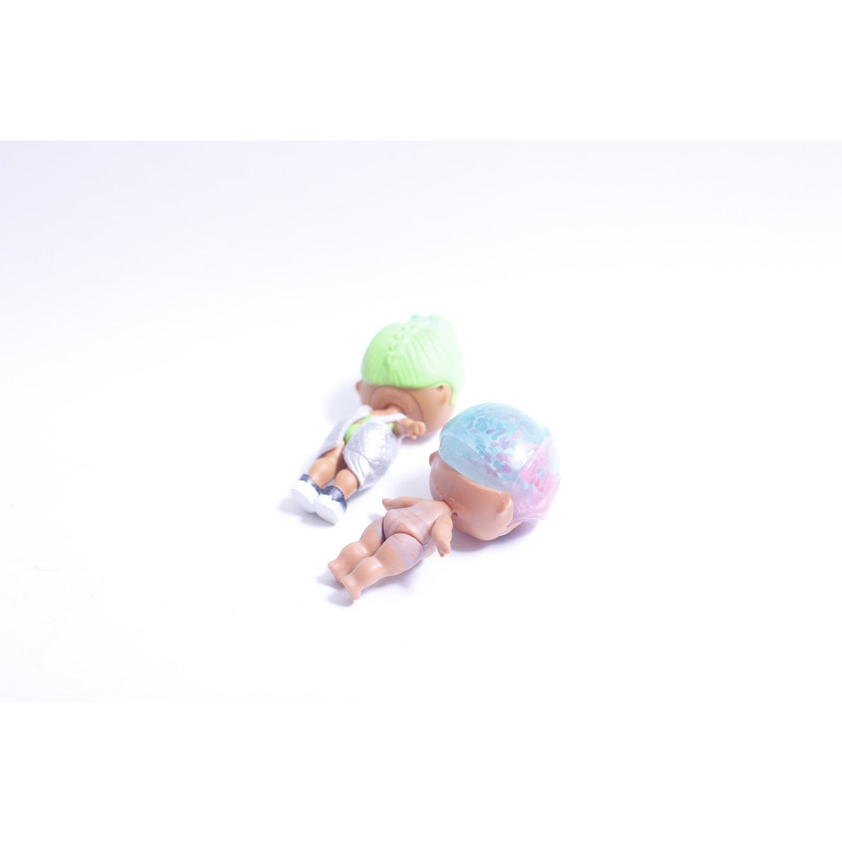 VV LOL Surprise Doll, Set of 2, Glitter Color Change, Silver Dress, Fashion, Glam, Trendy, ~ 231014-DISV 571